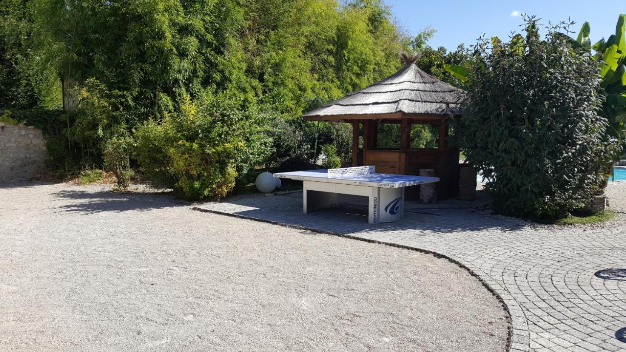 奥珐萨昂德瑞酒店 Neuville-sur-Ain 外观 照片